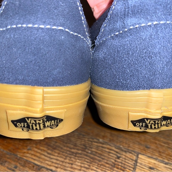 Vans Sk8-Low Navy Gum Skate Shoes Men’s 7.5 Women’s 9 BNWT No Box